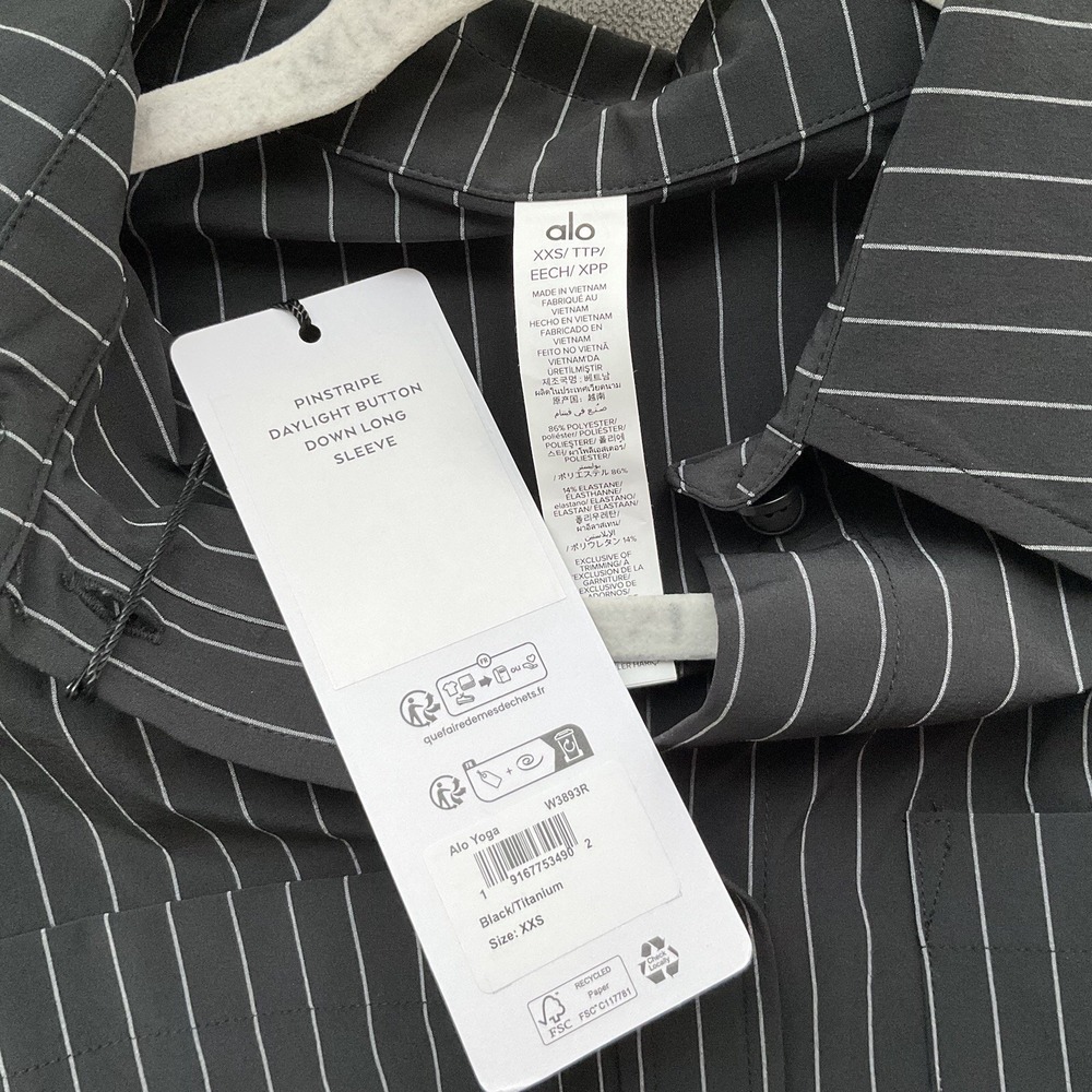 Alo Yoga Pinstripe Daylight Button Down Long Sleeve Black/Titanium XXS - Picture 14 of 15